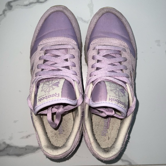Reebok classic lilac purple shoes - Picture 4 of 6